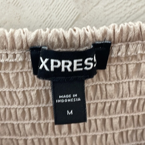 ❤️ 🆕 EXPRESS CHAMPAGNE Top Size M - Picture 4 of 4